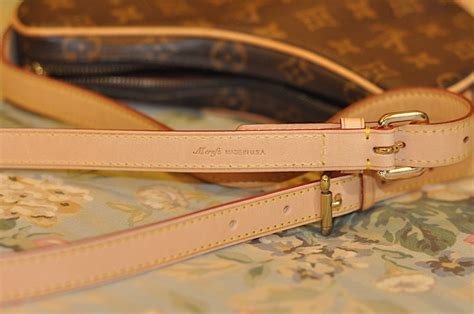 louis vuitton extender strap.